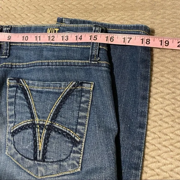 Kut from the Kloth Katy Boyfriend Jeans - Picture 6 of 9